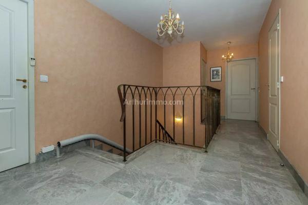 Vente Maison 6 pièces 175 m2 à Saint-Clair-de-la-Tour