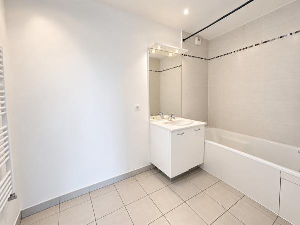 Appartement 2 pièce(s) 1 chambre(s) 55 m²
