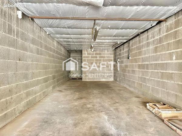 MAISON A COTE DU PONT DE ST JEAN DE THOUARS BEAU PAYSAGE PANORAMIQUE ECOLE COMMERCES PROXIMITE