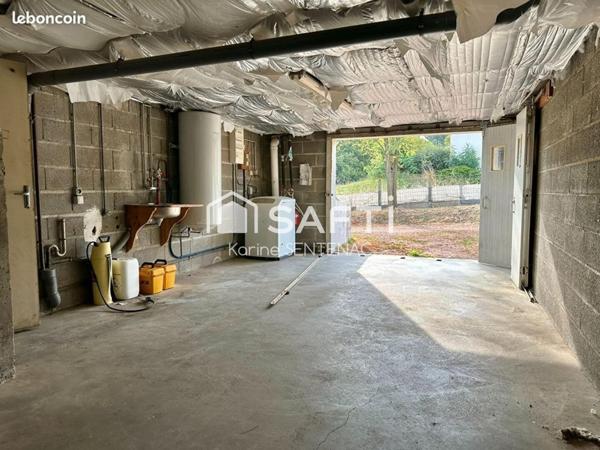 MAISON A COTE DU PONT DE ST JEAN DE THOUARS BEAU PAYSAGE PANORAMIQUE ECOLE COMMERCES PROXIMITE