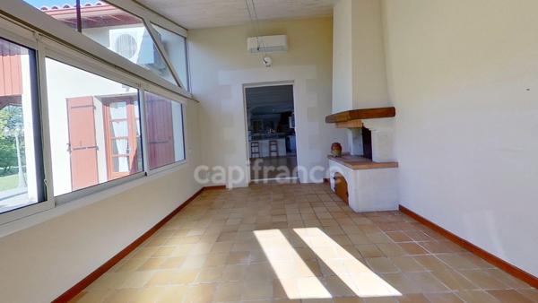 Maison 4 chambres, garage, dépendances à MARMANDE (47)