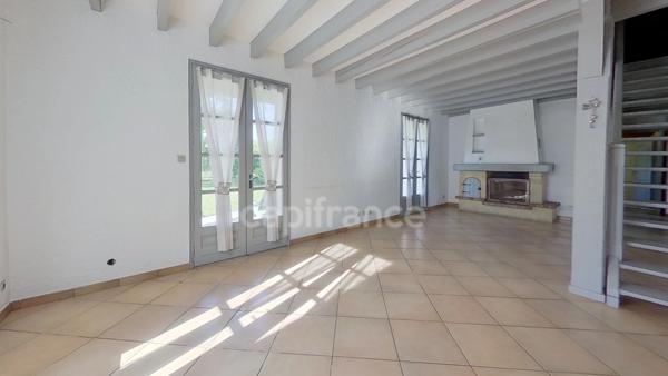 Maison 4 chambres, garage, dépendances à MARMANDE (47)