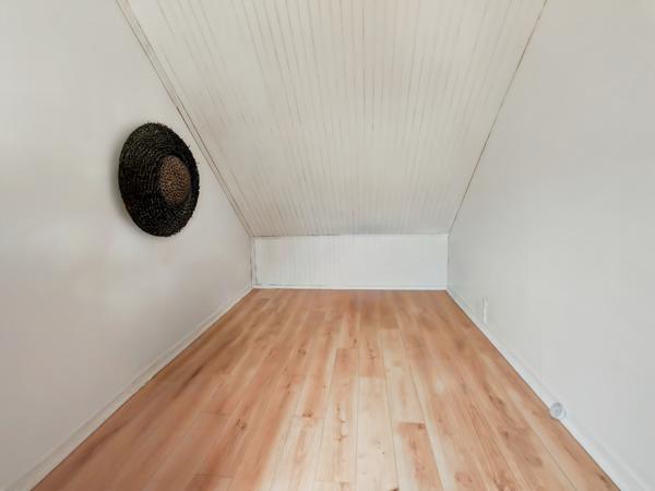 Émerainville (77184) 77184 - EMERAINVILLE - SECTEUR MALNOUE - MAISON 7 PIÈCES - 115m² - ENTIÈREMENT RÉNOVÉE - 5 CHAMBRES DONT 1 SUI