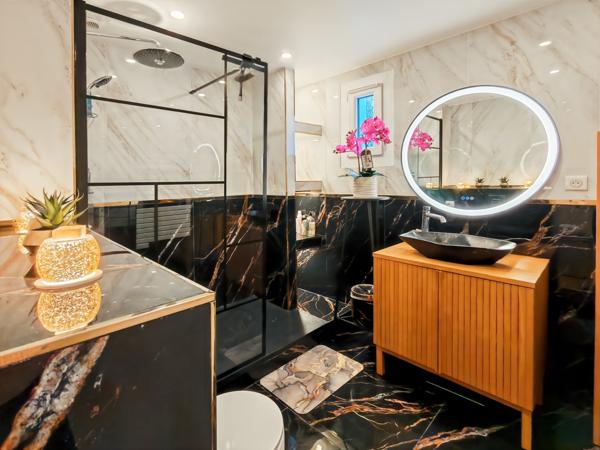 Émerainville (77184) 77184 - EMERAINVILLE - SECTEUR MALNOUE - MAISON 7 PIÈCES - 115m² - ENTIÈREMENT RÉNOVÉE - 5 CHAMBRES DONT 1 SUI