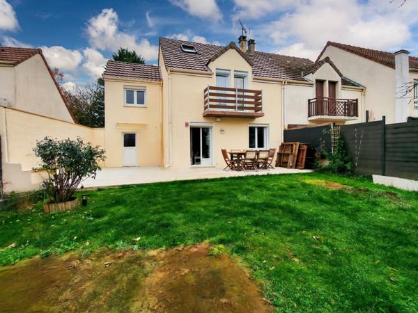 Émerainville (77184) 77184 - EMERAINVILLE - SECTEUR MALNOUE - MAISON 7 PIÈCES - 115m² - ENTIÈREMENT RÉNOVÉE - 5 CHAMBRES DONT 1 SUI