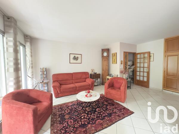 Appartement à vendre 4 pièces 94 m² Vaux-le-Pénil