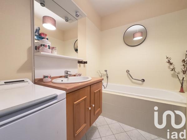 Appartement à vendre 4 pièces 94 m² Vaux-le-Pénil