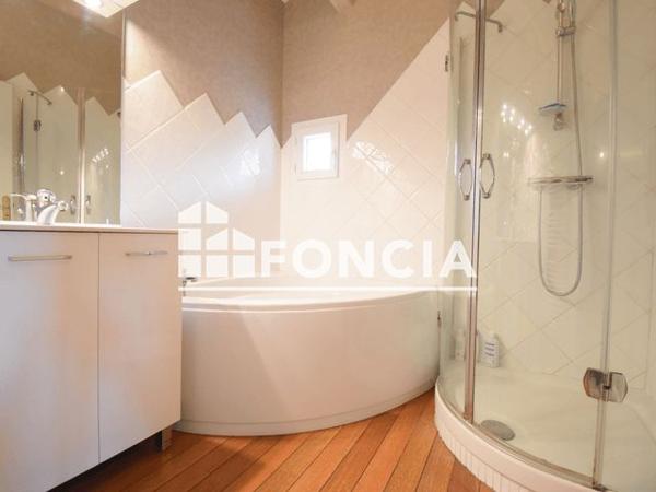 À vendre Maison 6 pièces 121 m² - Saint-xandre 17138