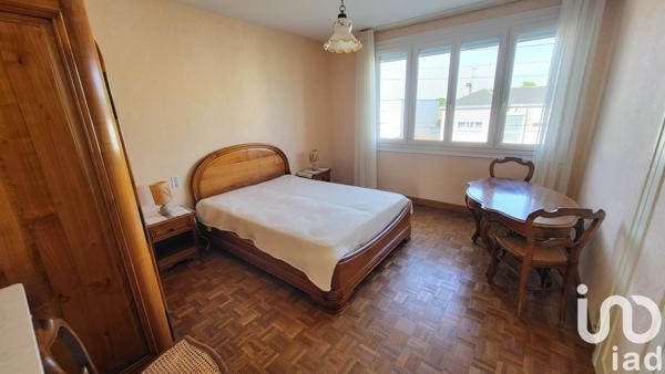 Maison traditionnelle 5 pièces de 93 m² à LE PUY-SAINT-BONNET (49300)