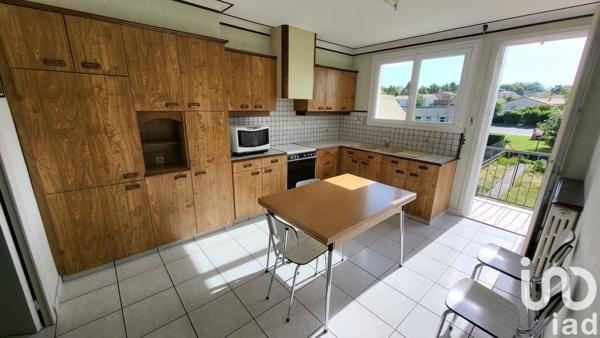 Maison traditionnelle 5 pièces de 93 m² à LE PUY-SAINT-BONNET (49300)