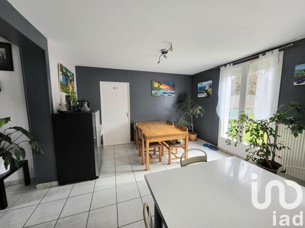 Maison 5 pièces de 165 m² à Saint-Just-Saint-Rambert (42170)