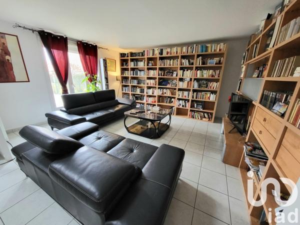 Maison 5 pièces de 165 m² à Saint-Just-Saint-Rambert (42170)