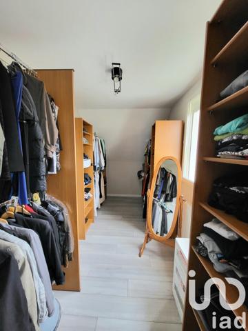 Maison 5 pièces de 165 m² à Saint-Just-Saint-Rambert (42170)