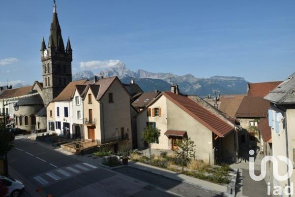 Appartement 5 pièces de 112 m² à Corps (38970)