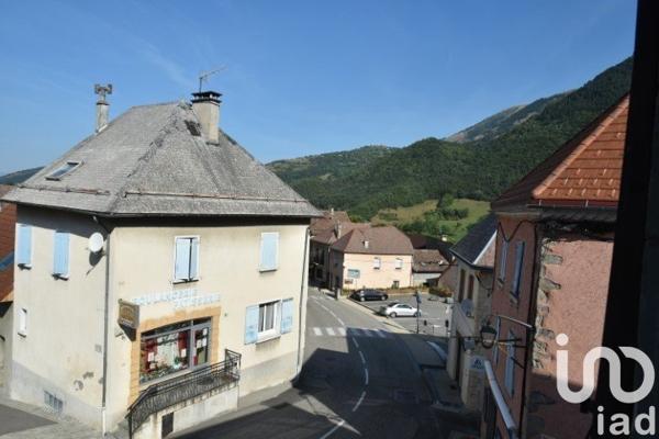 Appartement 5 pièces de 112 m² à Corps (38970)