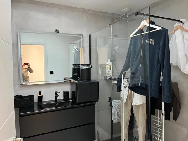 Maison en pierres rénovée 5 pièces LES BILLAUX 120 m²