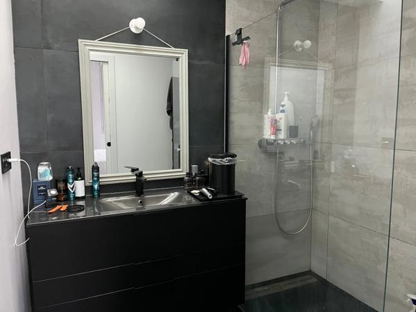 Maison en pierres rénovée 5 pièces LES BILLAUX 120 m²