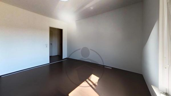 Vente                                                      Appartement
                        
                     3 pièces                      65 m2                     à Metz