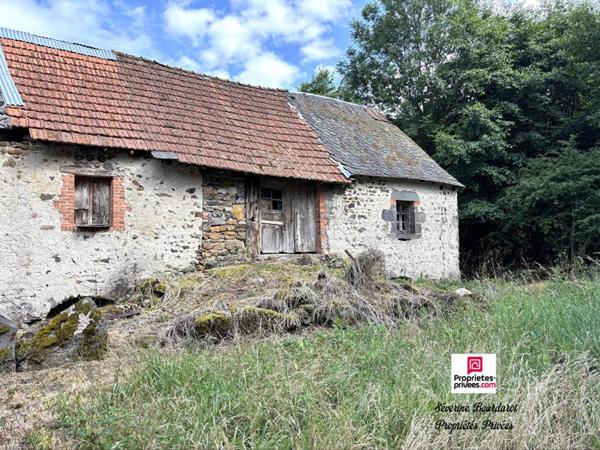 Ancien moulin à vendre à rénover entre Gelles et Mazaye de plus de 85m²