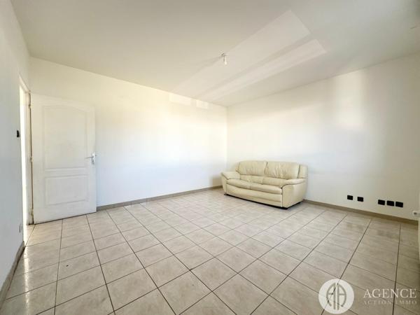Saint-Rambert-d'Albon (26140) appartement deux chambres 2 places de stationnement