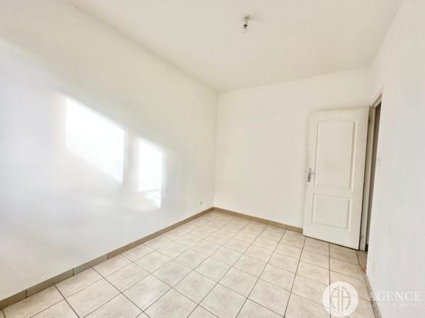 Saint-Rambert-d'Albon (26140) appartement deux chambres 2 places de stationnement