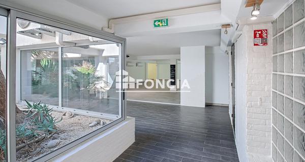 À vendre Local commercial 434.67 m² - Saint-raphaël 83700
