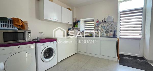 Maison 208m², 4 chambres, 1900m² de terrain + dépendances XL.