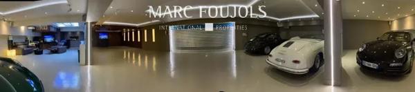 Paris VIII – Rue Berri – Parking privé 11 places