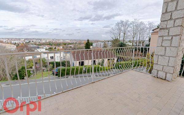 Maison à louer    5 pièces •  Toulouse