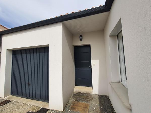 Maison à SAINT-SAVINIEN, 17350 - 4 pièces 88m²