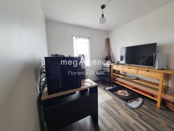 Maison à SAINT-SAVINIEN, 17350 - 4 pièces 88m²