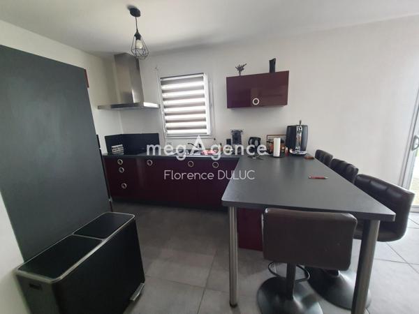 Maison à SAINT-SAVINIEN, 17350 - 4 pièces 88m²