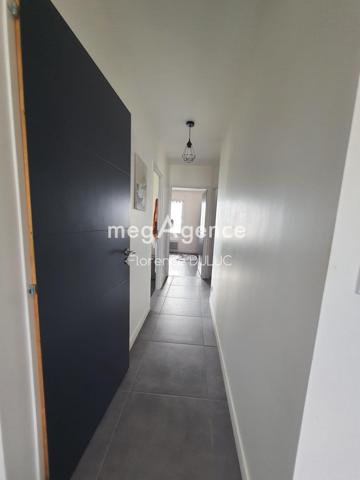 Maison à SAINT-SAVINIEN, 17350 - 4 pièces 88m²