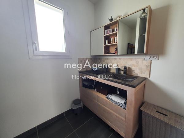 Maison à SAINT-SAVINIEN, 17350 - 4 pièces 88m²