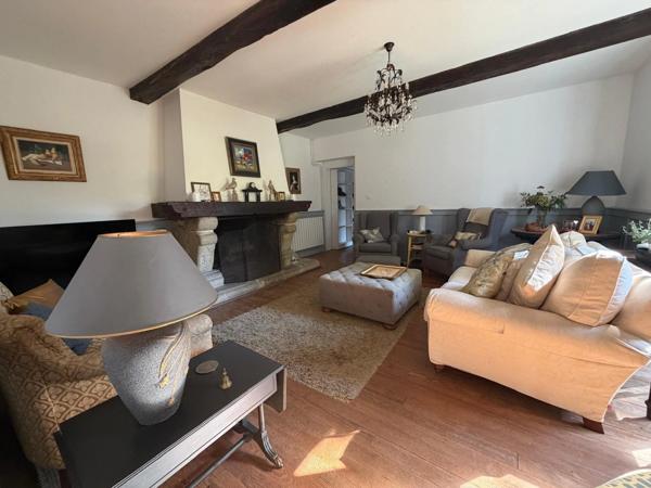 PLAISANCE(32) du Gers: AUTHENTIQUE LONGERE XVIIIs de 240m2, 4chambres, sur jardin paysagé clos de 2.500m2 et piscine hors sol, possibilité de chambres d hotes et/ou petit gîte ou accueil d'un parent,