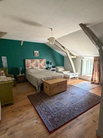 PLAISANCE(32) du Gers: AUTHENTIQUE LONGERE XVIIIs de 240m2, 4chambres, sur jardin paysagé clos de 2.500m2 et piscine hors sol, possibilité de chambres d hotes et/ou petit gîte ou accueil d'un parent,