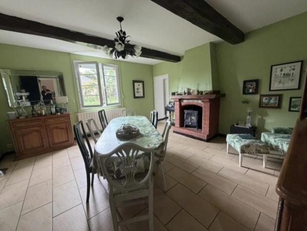 PLAISANCE(32) du Gers: AUTHENTIQUE LONGERE XVIIIs de 240m2, 4chambres, sur jardin paysagé clos de 2.500m2 et piscine hors sol, possibilité de chambres d hotes et/ou petit gîte ou accueil d'un parent,
