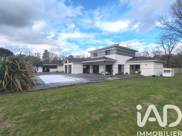 Maison à vendre 6 pièces 187 m² Pessac