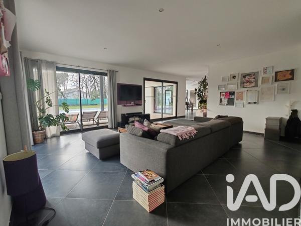 Maison à vendre 6 pièces 187 m² Pessac