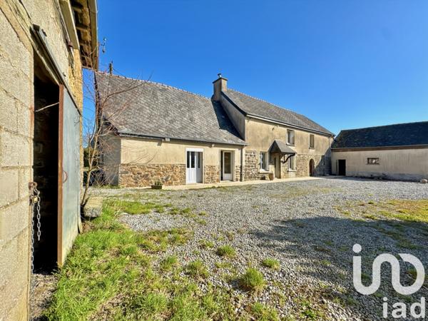 Maison traditionnelle 3 pièces de 93 m² à Merdrignac (22230)