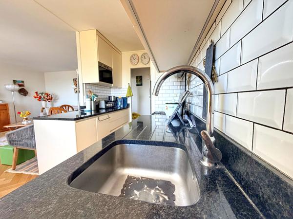 Appartement 3 pièces - Dernier étage avec vue panoramique sur Royan et aperçu mer