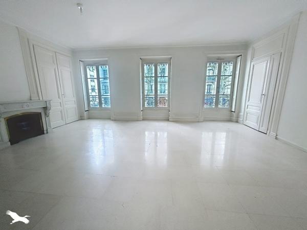 Appartement 415 000 € Lyon 06 2 p 80,9 m² DPE D