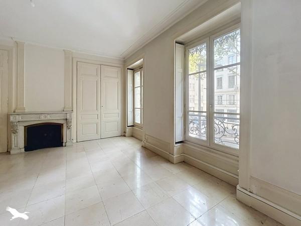 Appartement 415 000 € Lyon 06 2 p 80,9 m² DPE D