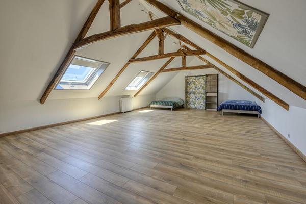 Maison 12 pièces – 503 m² environ à Saint-Joachim (ref : 77014M)