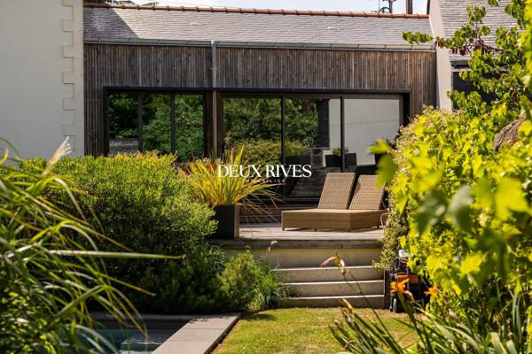 PROCÉ L'Élégance de l'Ancien Sublimée par l'Ultra-Contemporain