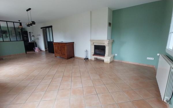 Maison à louer    4 pièces • 105,68 m2 Saint-Yrieix-la-Perche