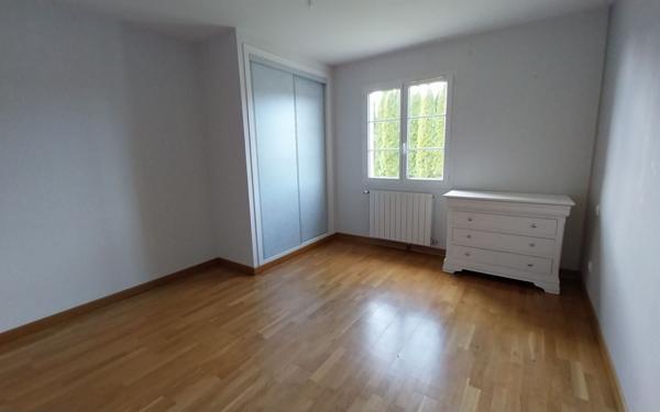 Maison à louer    4 pièces • 105,68 m2 Saint-Yrieix-la-Perche