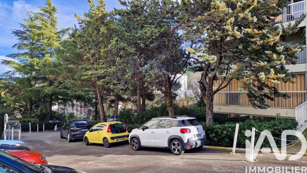 Location appartement 3 pièces 59 m² Marseille 10