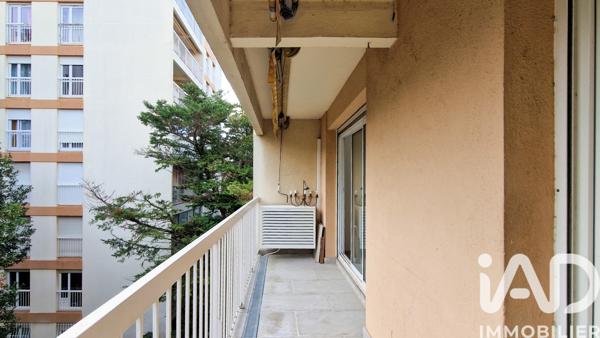 Location appartement 3 pièces 59 m² Marseille 10