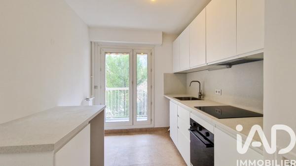 Location appartement 3 pièces 59 m² Marseille 10